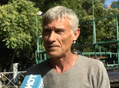 В Анапе живет мастер, который и блоху подкует и паровоз сделает