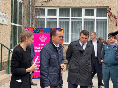 Вениамин Кондратьев и Владимир Устинов проверили пункты размещения беженцев в Анапе