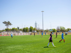В поселке Виноградном под Анапой открыли обновленный стадион «Олимп»