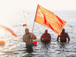В Анапу прибыли участники заплыва на открытой воде «Доплыть до Победы!»