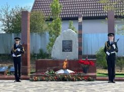 Никто не забыт и ничто не забыто! В кадетской школе открыли мемориал выпускникам, погибшим в зоне СВО 