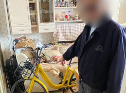 В Анапе мужчина украл со стоянки велосипед «Ofo»