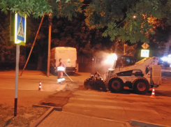 Анапские дороги закатали в асфальт, а вот что делать с люками?