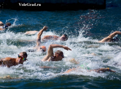 В Анапе пройдет чемпионат России на открытой воде. Дистанции: 5, 10 и 16 км.