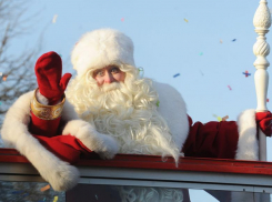 К больным анапским детям тоже пришли Деды Морозы