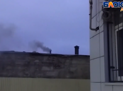 Жителей с ул. Парковой в Анапе второй день травят угарным и едким дымом 