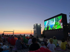 Анапчан и гостей курорта приглашают на показы фильмов в лаундж-зоне