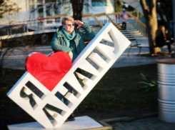 Пляж, цены, море: россиянка сравнила отдых в Сочи и Анапе