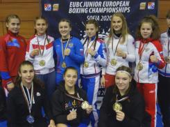 Анапчанки вернулись с наградами с первенства Европы по боксу