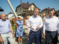 Мэр Анапы встретился с владельцами домов на арестованных земельных участках