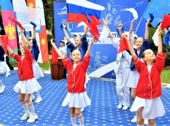 Юных анапчан приглашают поучаствовать во флешмобе ко Дню России  