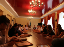 В Анапе награждали президентов школ