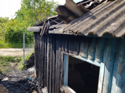 За одну ночь в Анапе произошло два поджога
