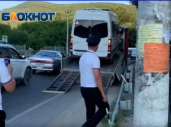 Тонировка, джиппинг и езда без документов: полиция Анапы ловит нарушителей