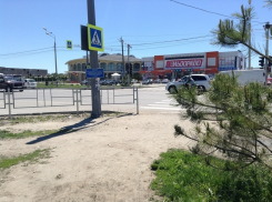 Не все пешеходные переходы «зебры» в Анапе доступны для пешеходов