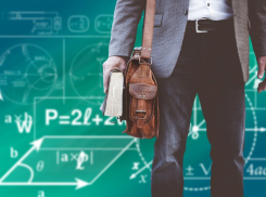 «Любимчиков» среди учителей не будет: в школах хотят всем уравнять зарплаты