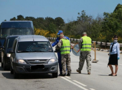 Читатели «Блокнота» спорят, нужны ли в Анапе карантинные блокпосты на время каникул