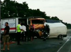 Три человека погибли на трассе при столкновении недалеко  от Анапы