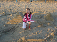 Строить замки из песка – увлекательное дело