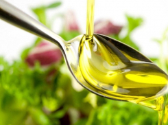 Роскачество определило, какое подсолнечное масло на пользу, а какое во вред