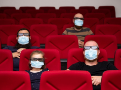 С сегодняшнего дня, с 25 октября, в кино в Анапе можно попасть только с QR-кодом