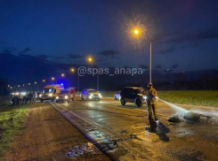 В хуторе Заря под Анапой загорелся мотоцикл, пострадал водитель