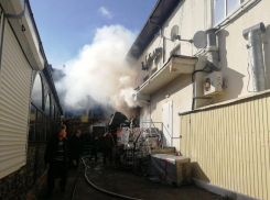 В Анапе произошли два пожара, а под Джигинкой - массовое ДТП