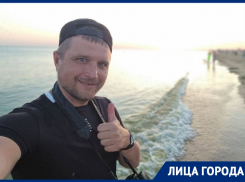 «Я рад, что могу помогать людям, которые нас защищают» – блогер-активист из Анапы Юрий Озаровский