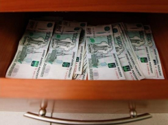В Анапе мужчина украл у новой знакомой 30 000 рублей