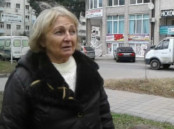 В Анапе на улице Первомайской высадили аллею из сосен