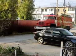 В Анапе серьёзное ДТП, а в Цибанобалке машина сгорела прямо в гараже