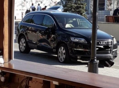 В Анапе средь бела дня дорогой «Ауди» угнали прямо из-под носа у владельца 