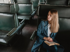 В поезде Анапа – Сочи появились вагоны с сидячими местами: купить билет очень сложно