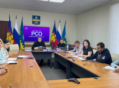 Проверка автобусов и ремонт уличного освещения: чем заняты городские службы Анапы 8 мая