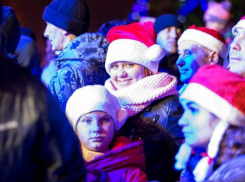 Кто гулял на Театральной площади в Анапе в Новогоднюю ночь?