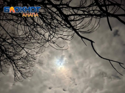 В День шиворот-навыворот в Анапе правит балом дождь и облачность