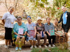 Инновационная технология «Посиделки у дома» – как в Анапе организовать досуг пенсионеров