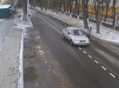 В Анапе на улице Ленина автомобиль сбил пешехода