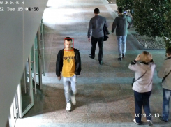 В Анапе рецидивист украл три айфона и попал под камеры видеонаблюдения