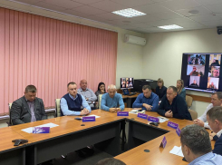 В Анапе на улице Ленина слабое освещение, а на Парковой есть проблемы с креплением ливнёвок