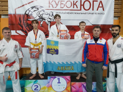 На краевых соревнованиях по каратэ команда Анапы заняла 1 место