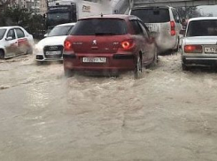 Могилы в воде, смерть пенсионерки, швеллер в салоне автомобиля: что удивило анапчан