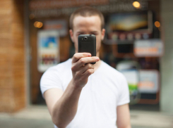 Анапчан терроризируют «папарацци» - об уголовной ответственности на курорте и не слышали