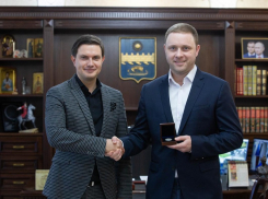 Мэру Анапы, как и Сергею Собянину, вручили медаль Русского географического общества