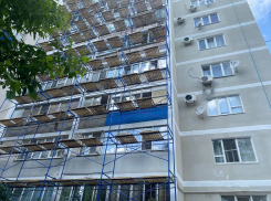 На улице Крымской в Анапе идёт капремонт многоквартирных домов 