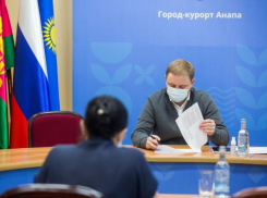 Мэр Анапы пообещал разобраться с постройкой, которую решением суда решено снести