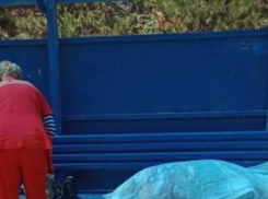В Анапе на Пионерском проспекте женщина умерла на остановке