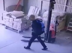 Из спортивного магазина в Анапе украли товары на 16 тысяч рублей