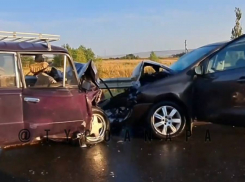 Жесткое лобовое столкновение под Анапой – есть пострадавшие