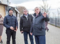 Убрать, покрасить, озеленить: глава Анапы поручил готовить курорт к сезону 
